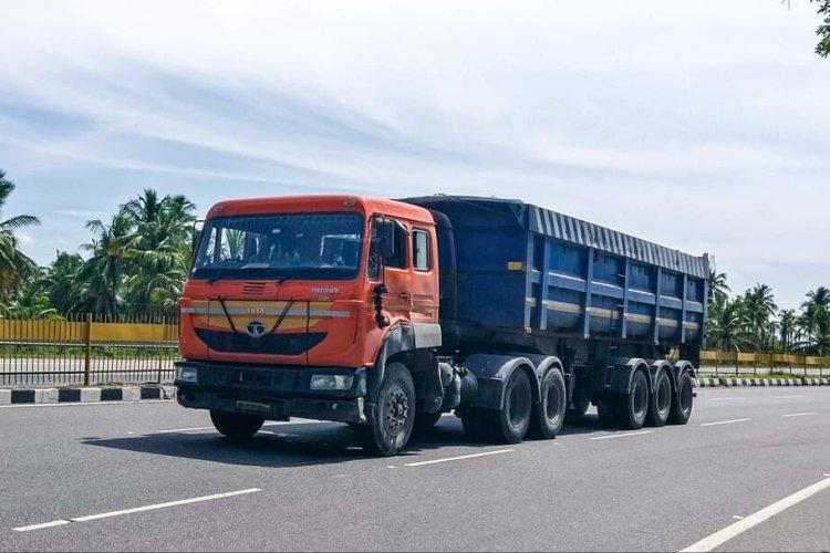 Tata Motors launches 55-tonne prime mover Signa 5525.S