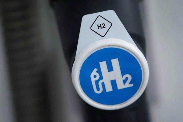Forvia provide hydrogen storage systems for trucks in NA