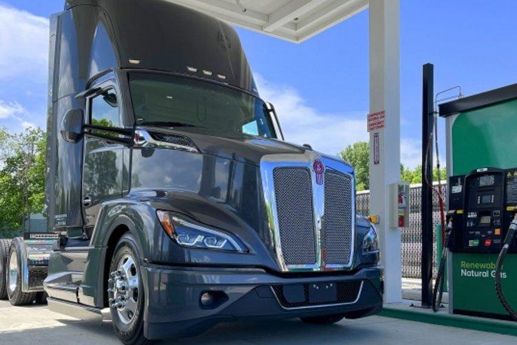 Kenworth Trucks to Launch Cummins X15N Natural Gas Engine Models