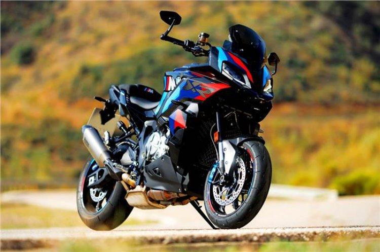 BMW M 1000 XR launched in India