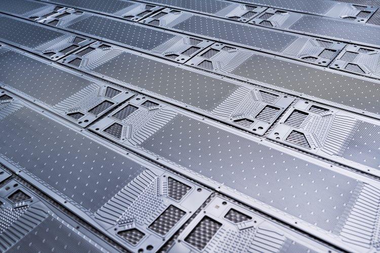 Schaeffler & Symbio JV Starts Fuel Cell Plate Production