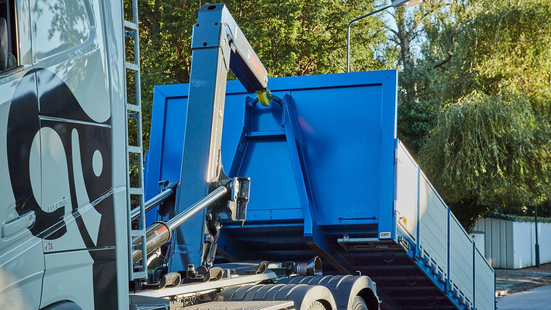Hiab launches the MULTILIFT eULTIMA