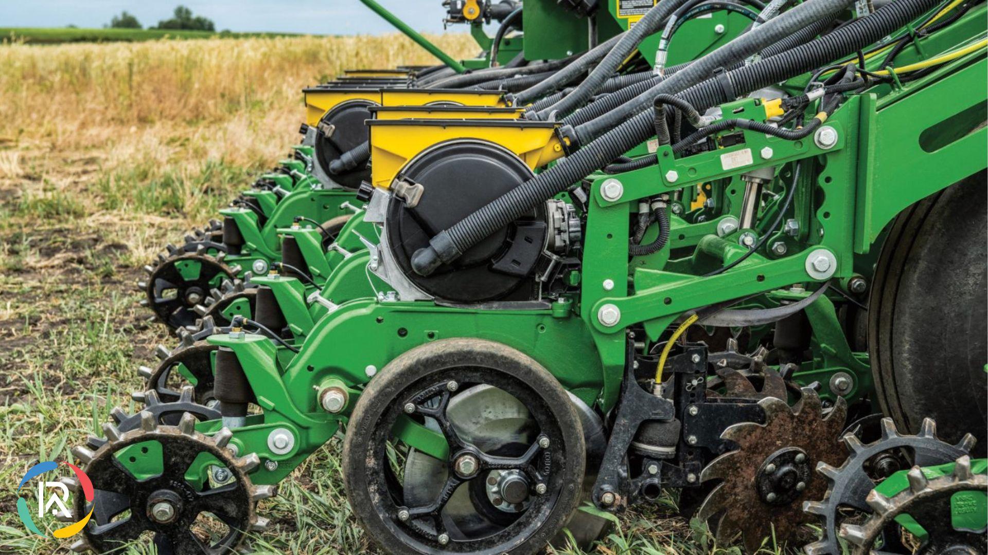 John Deere unveils MaxEmerge 5e, ExactEmerge