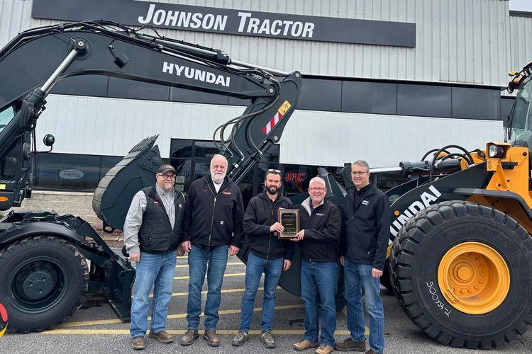 Hyundai CE Expands Dealer Network with Johnson Tractor