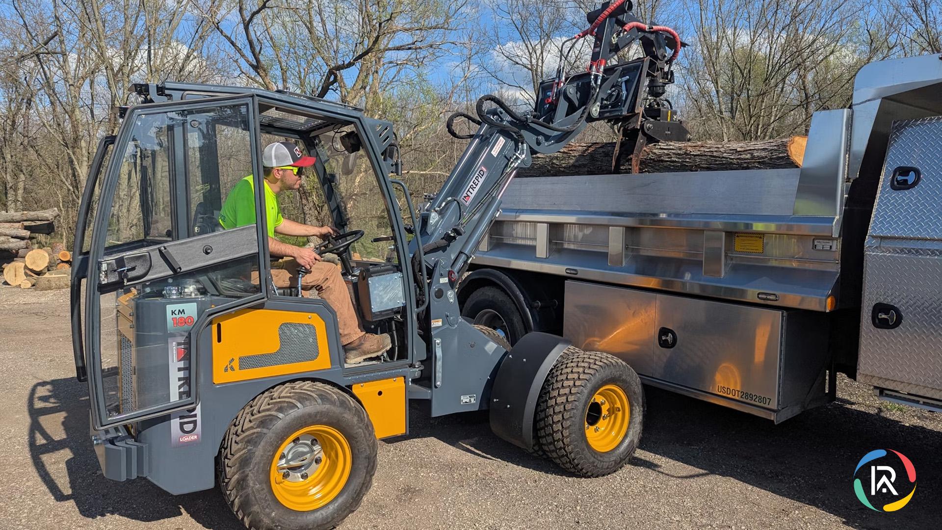 Miniloaders.com Launches Intrepid KM180 Tele Compact Wheel Loader