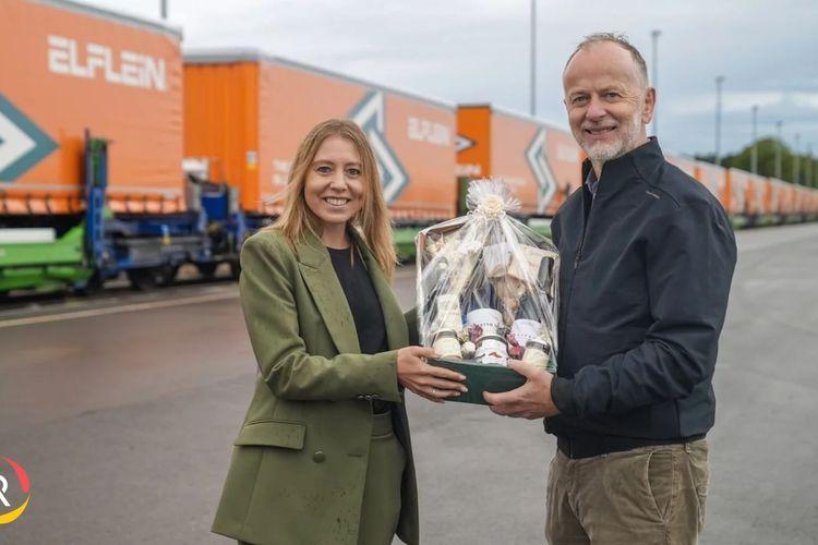 ELFLEIN Orders Mega Liners trailers from KRONE Trailer