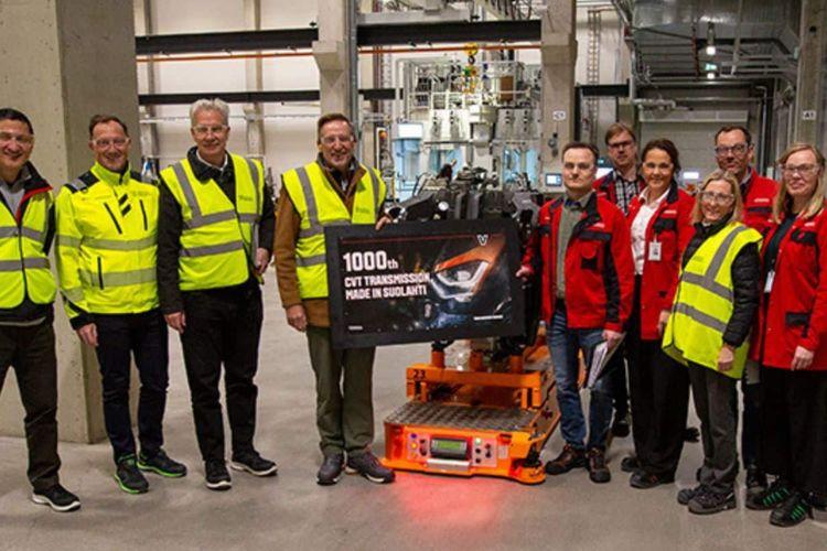 Valtra Hits 1,000th CVT Transmission Milestone