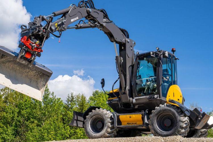 Mecalac Introduces MR50 and MR60 Tiltrotators