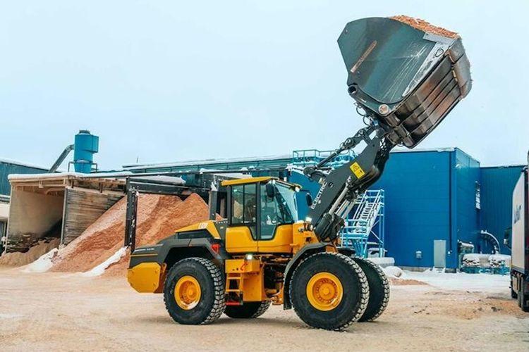 Volvo Upgrades L120 Electric Wheel Loader