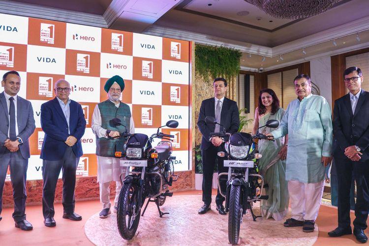 Hero MotoCorp Unveils India's First 100cc Flex Fuel Bikes
