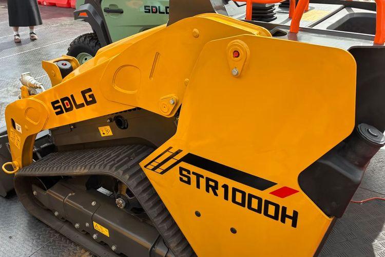 SDLG Launches Stand-On Mini Track Loader