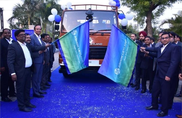 Ashok Leyland begins BS VI truck deliveries in Delhi-NCR