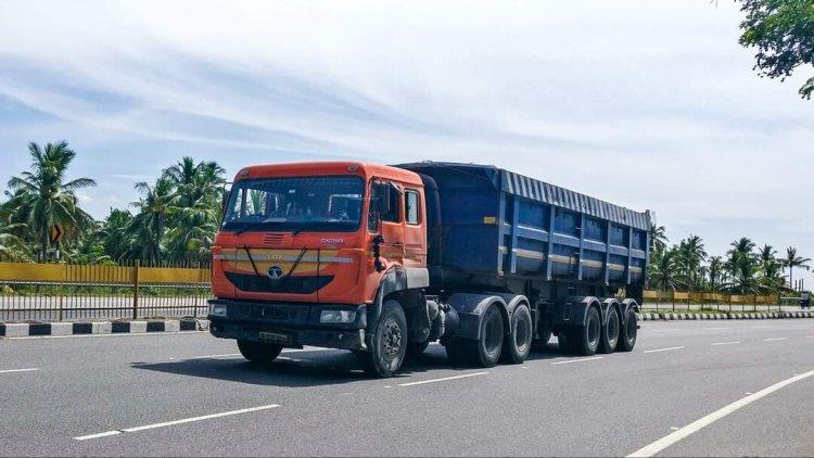 Tata Motors launches 55-tonne prime mover Signa 5525.S