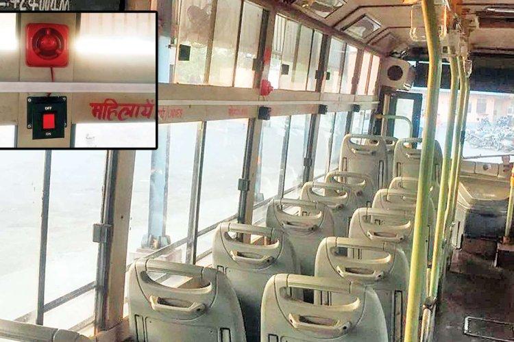 Delhi buses get panic button mandated