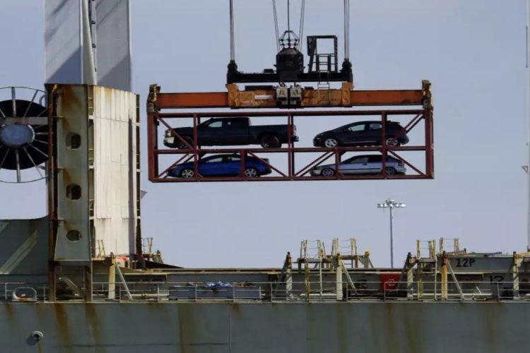 Govt permits import of new vehicles from Vizag port