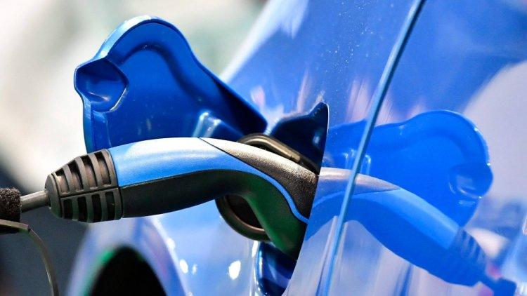 Government to amend motor vehicle rules to retrofit Hybrid / Electric on existing motor vehicles