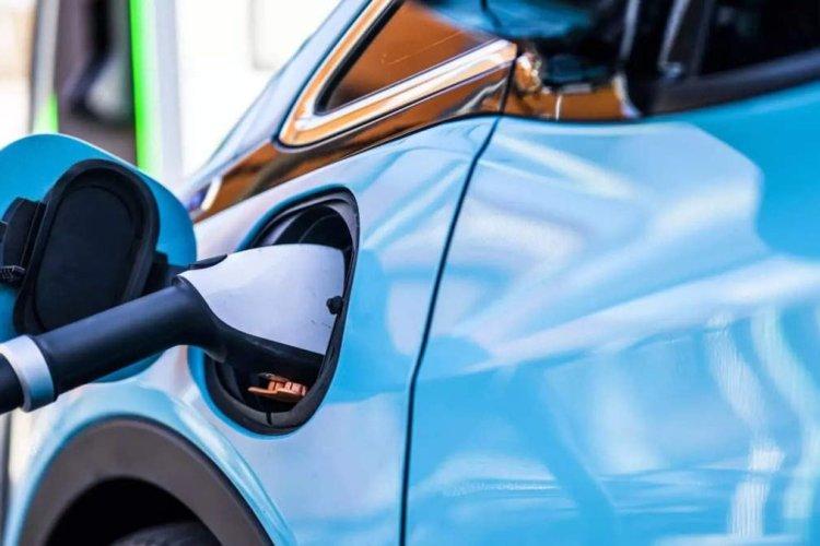 Centre collaborates with think tank to push production of EV batteries in India