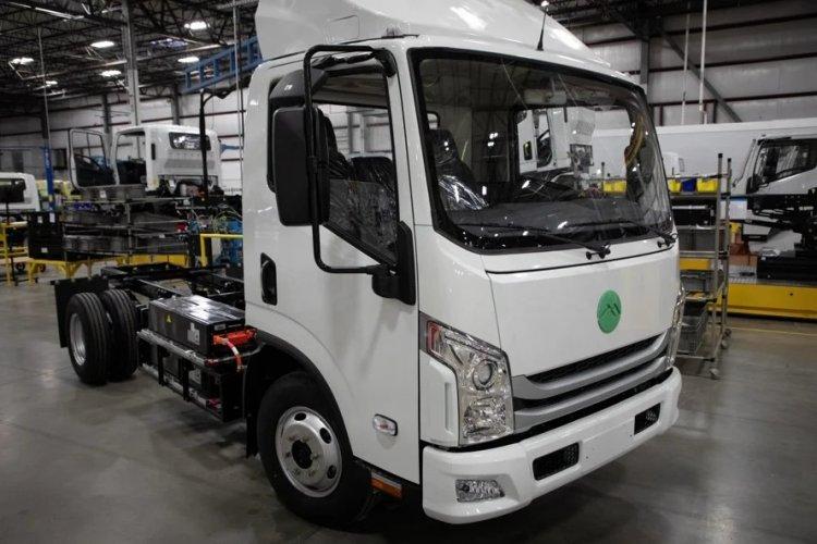 Mullen’s First Production Vehicle Rolls Off Assembly Line