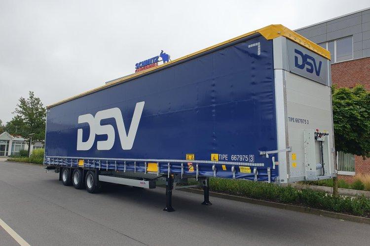 TIP delivers 320 Schmitz Cargobull trailers to DSV