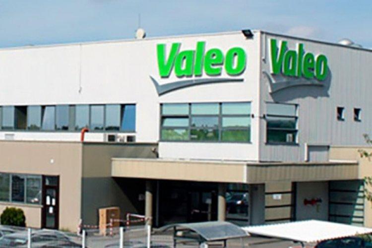 Valeo showcase its thermal management solutions at Busworld Europe 2023