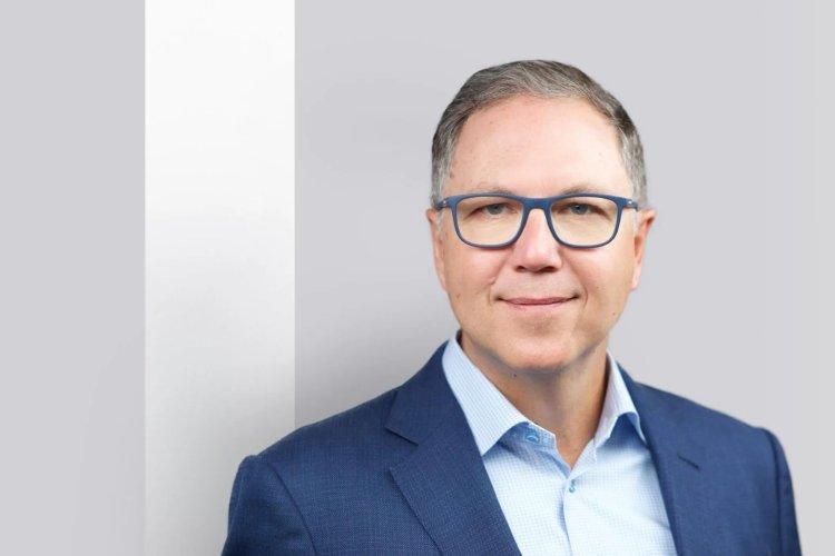 Nikola appoints a President