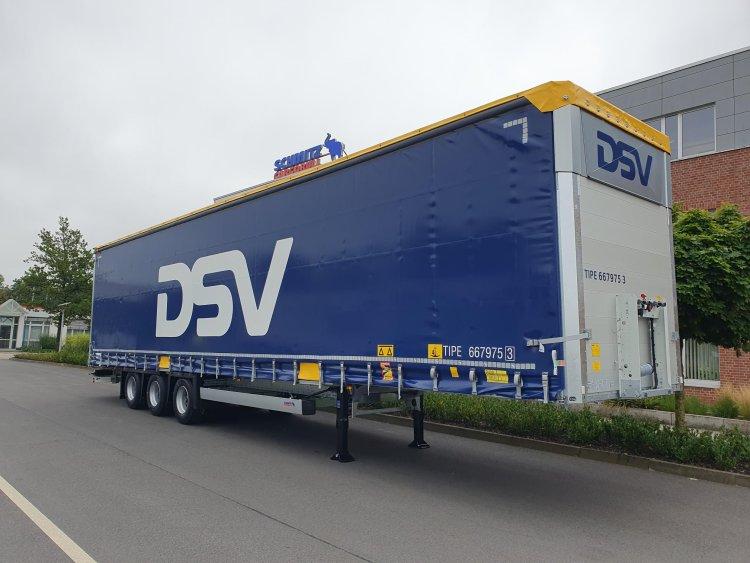 TIP delivers 320 Schmitz Cargobull trailers to DSV