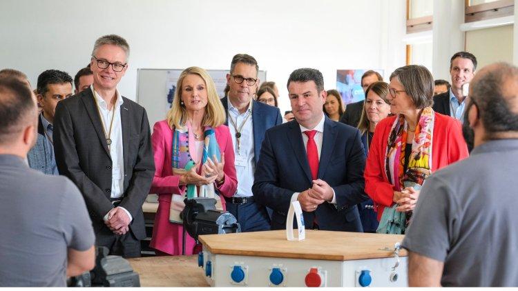 Continental Opens Training Center in Gifhorn