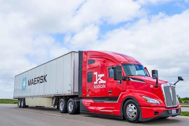 Maersk and Kodiak Robotics Launch the First Commercial Autonomous Truck