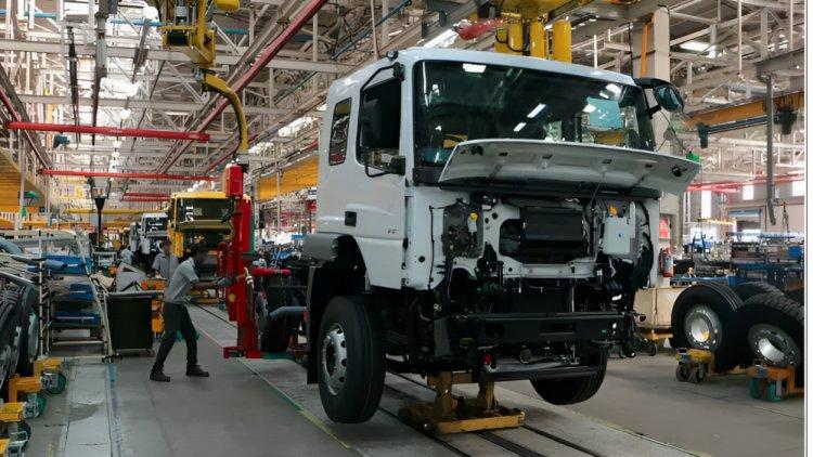 Government Extends Duration of Automobile and Component PLI Scheme to FY28