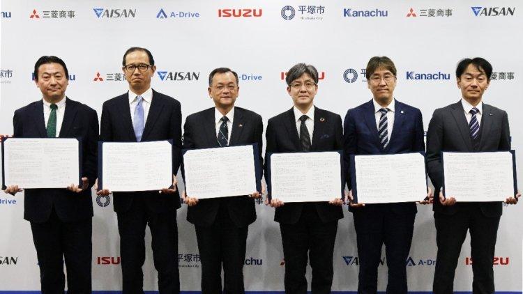 Isuzu joins regional transportation digitalization initiative, launches self-driving bus PoC in Hiratsuka City