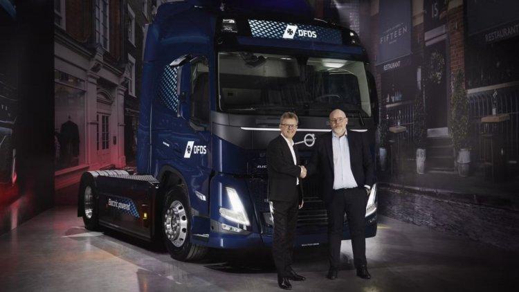 Volvo receives order for 100 electric trucks from DFDS