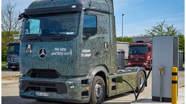 Mercedes-Benz e-Actros 600 Protos Megawatt Charging