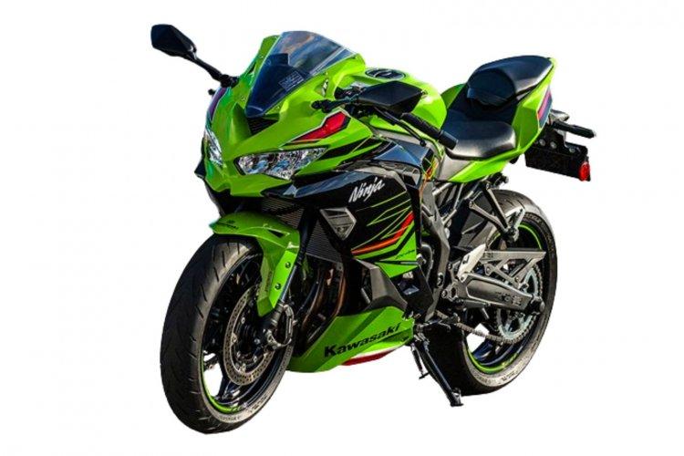 Kawasaki introduces limited edition Ninja ZX-4RR in India
