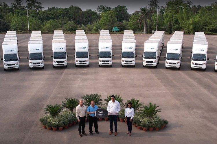 Tata Motors and Magenta Mobility MoU for E-mobility in India