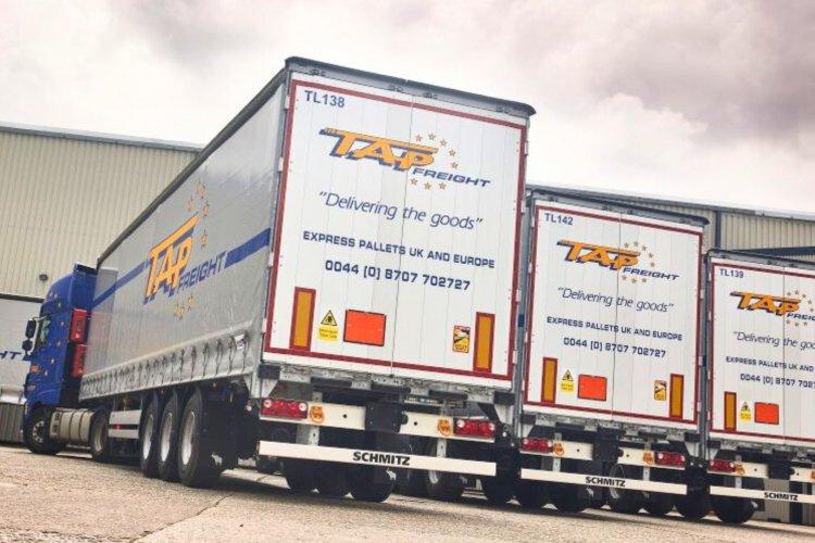 Schmitz Cargobull debuts UK built trailers at Tapfreight