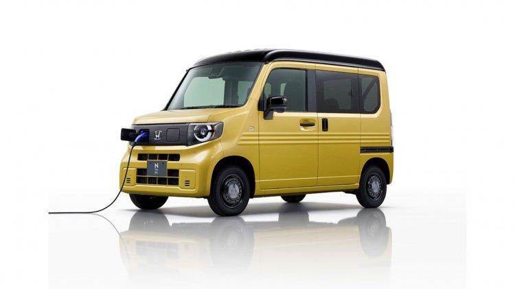 Honda launches commercial-use Mini-EV in Japan
