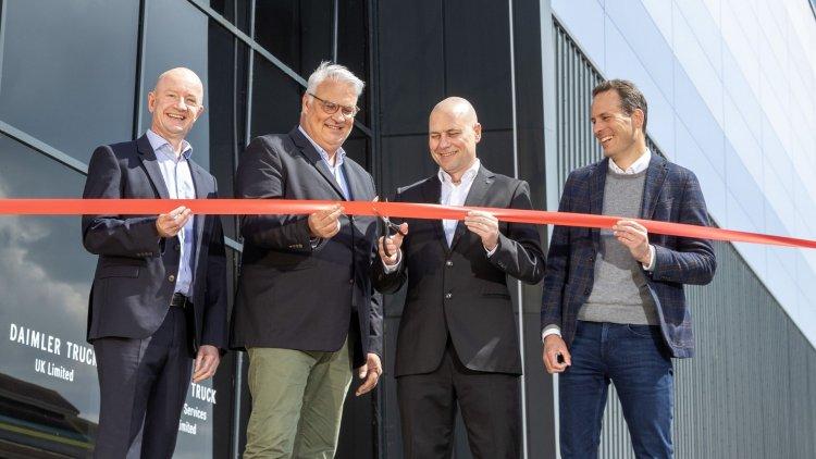 Daimler Truck UK unveils new headquarters