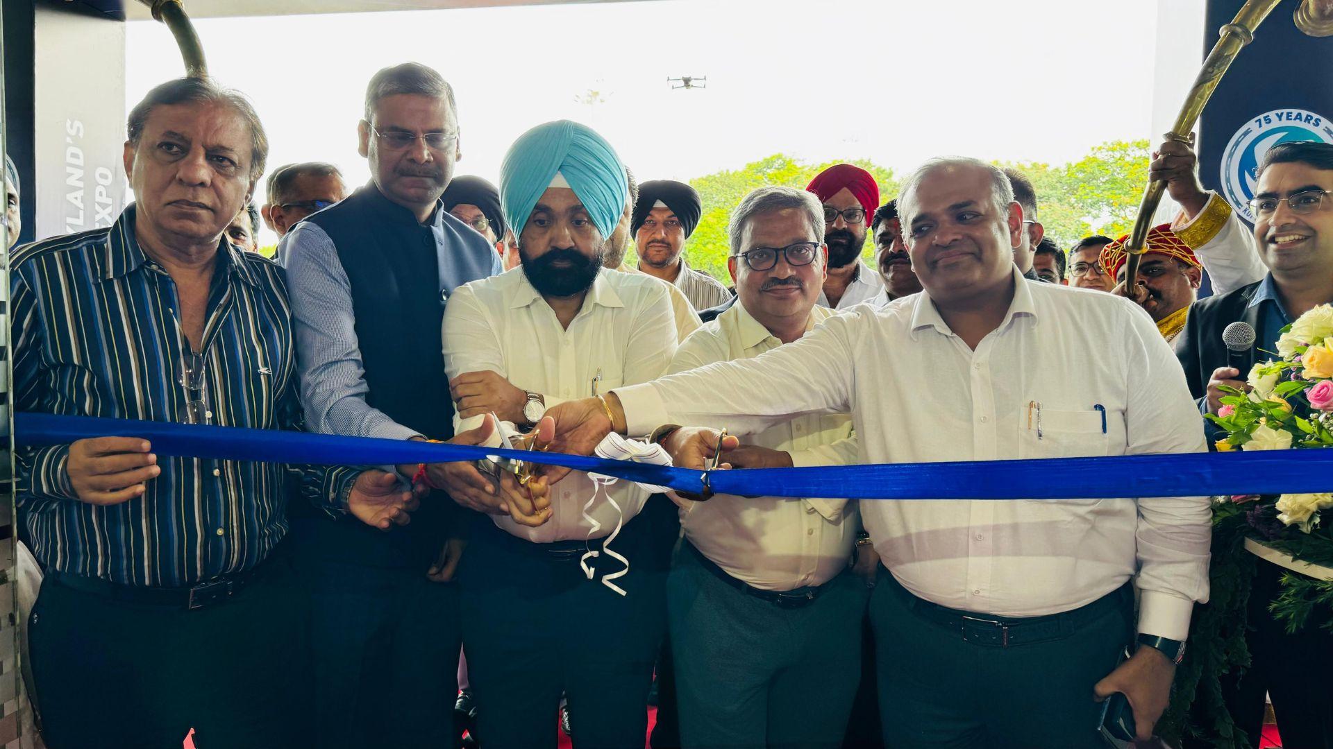 Ashok Leyland organizes Mini Expo in Mumbai