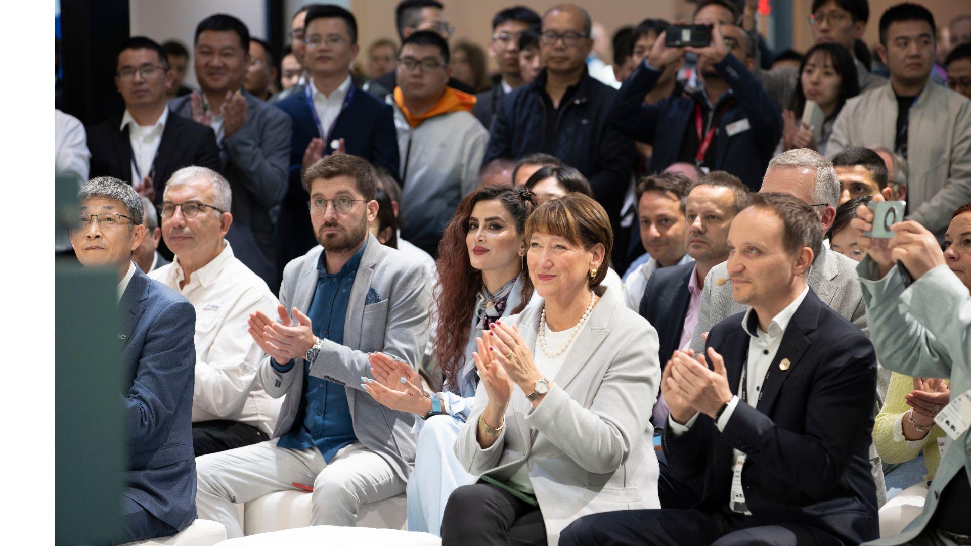 IAA Transportation 2024 Breaks Records, Showcases Innovations, and Calls for Government Infrastructure Support