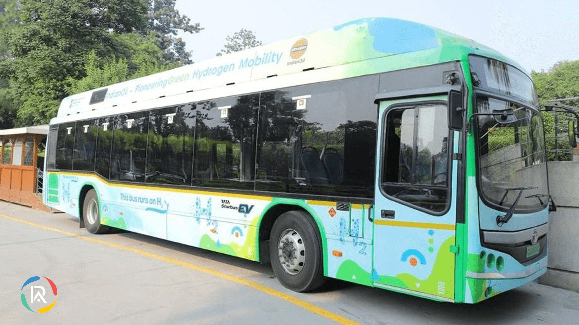 India Showcases Green Hydrogen Mobility to Bhutanese PM