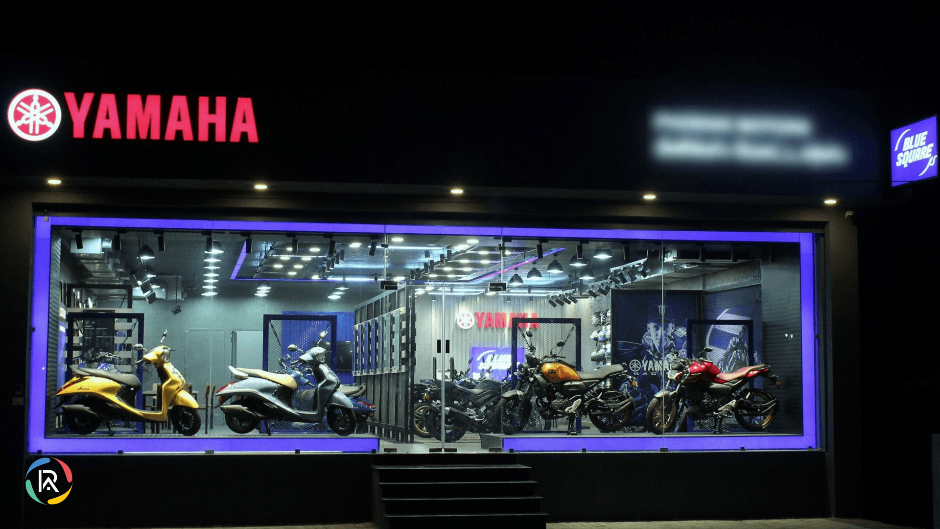 Yamaha Hits 400 Blue Square Showrooms nationwide