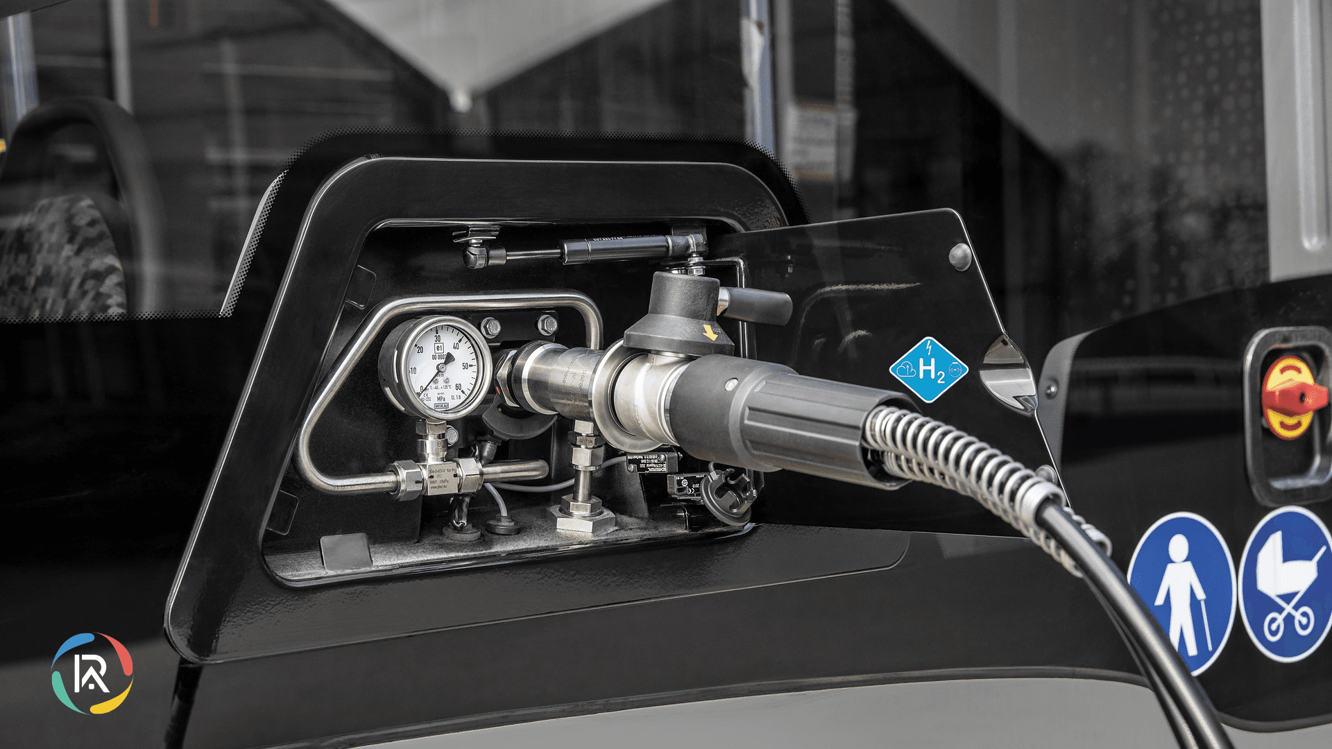 Daimler Buses Partners with H2 MOBILITY to expand Hydrogen Mobility