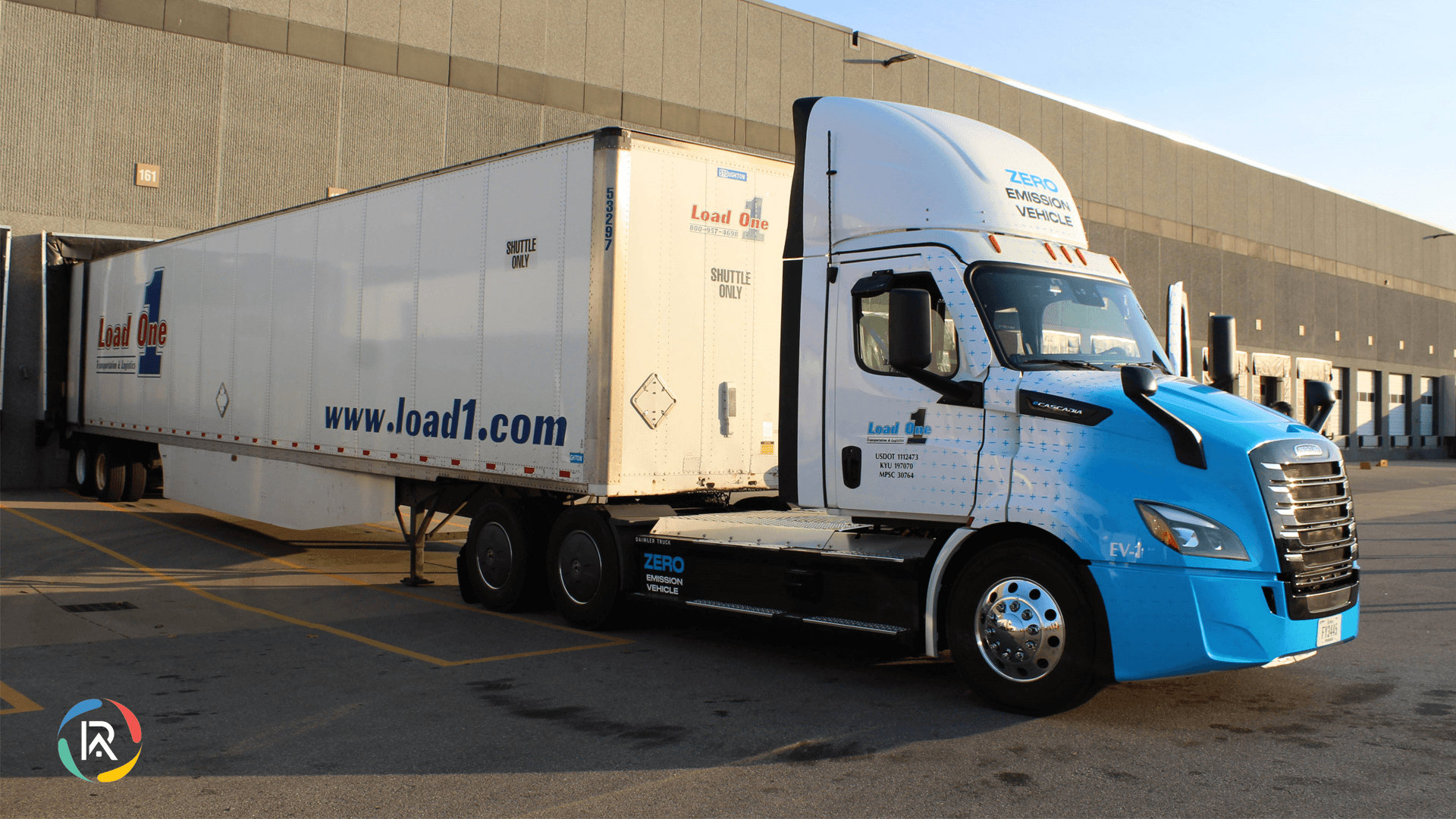 DTNA launches Freightliner eCascadia in Motor City for inbound logistics operation