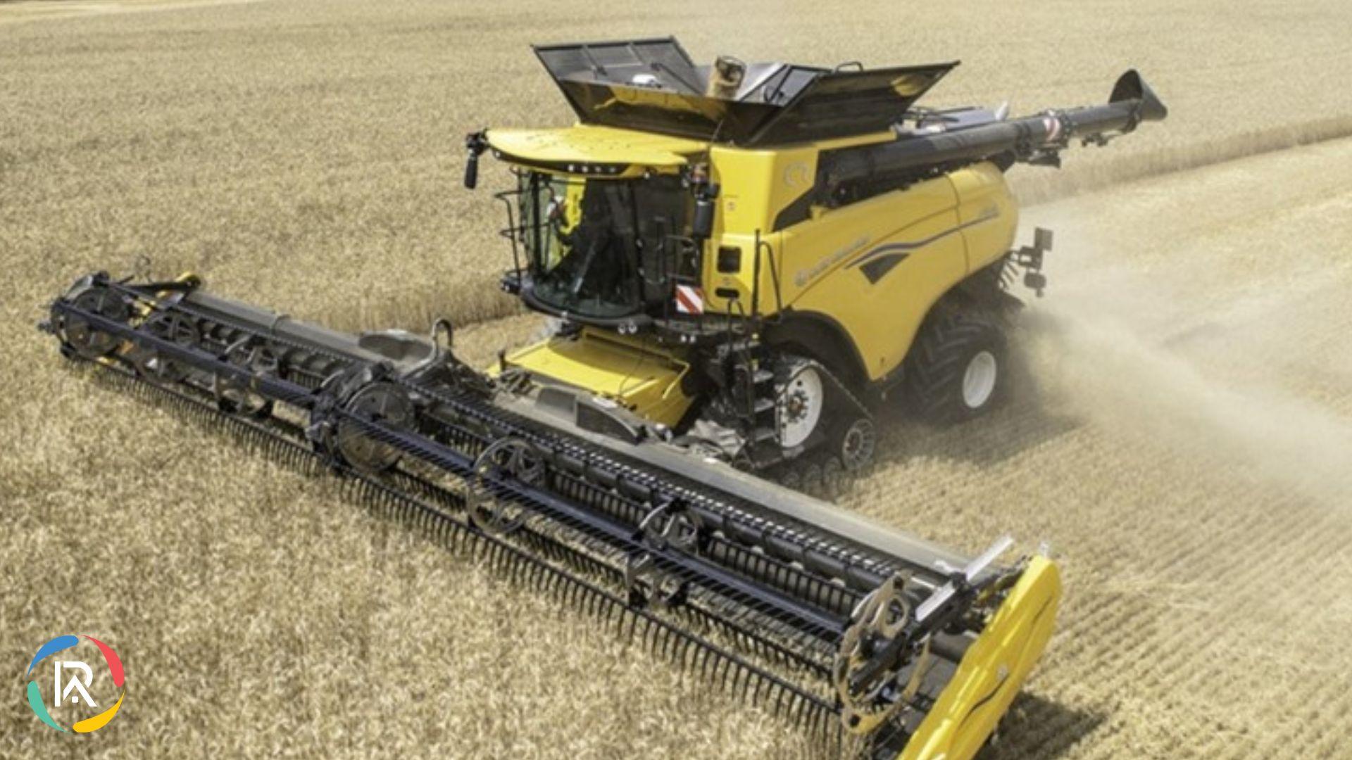 New Holland Twin Rotor CR Combines for Redefine Harvesting Efficiency