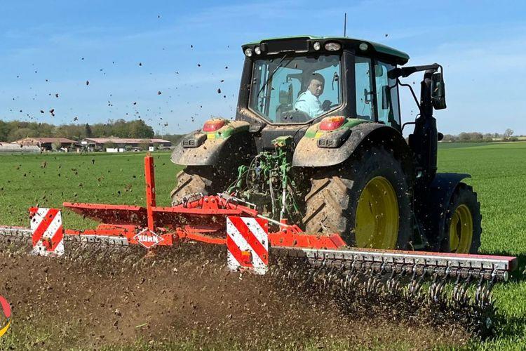 Kuhn Unveils Rowliner and Tineliner Weeder