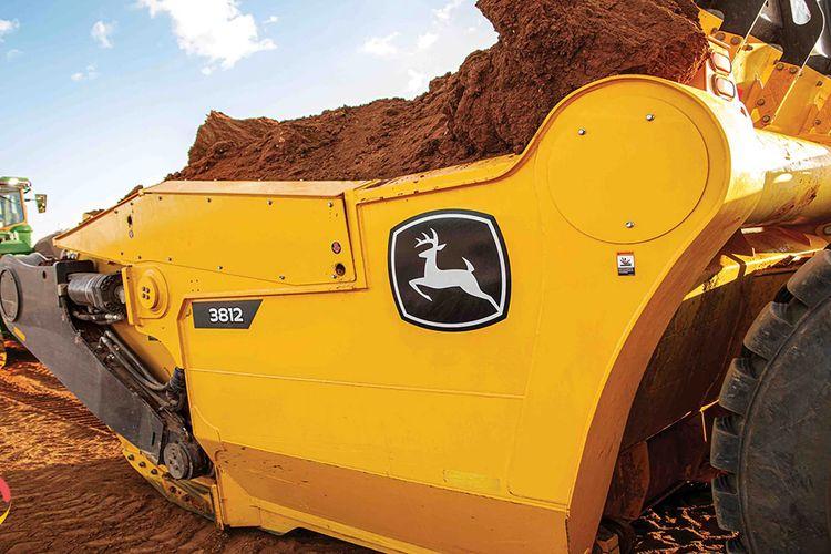 John Deere Launches 3012 & 3812 DH Scrapers for Efficiency