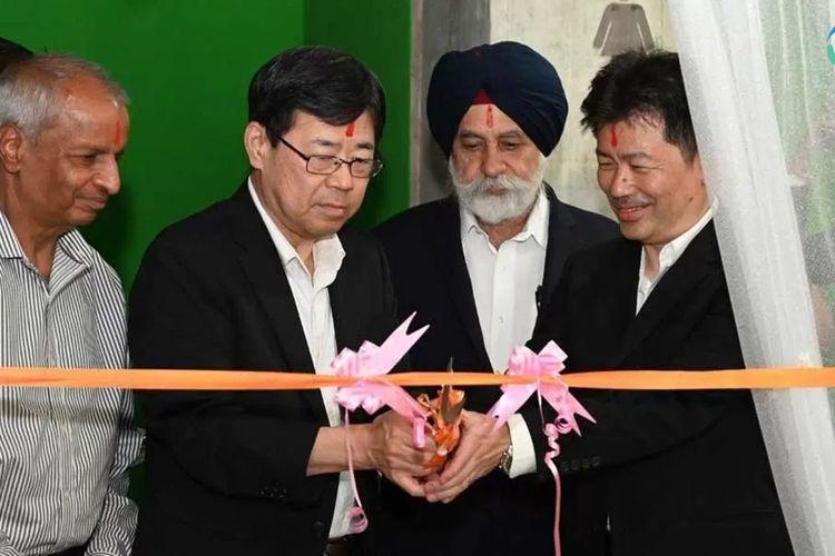 Hitachi Opens R&D Center for Construction Tech