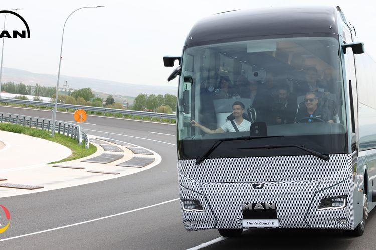 Europe’s First Electric Coach: MAN Unveils Lion’s Coach E