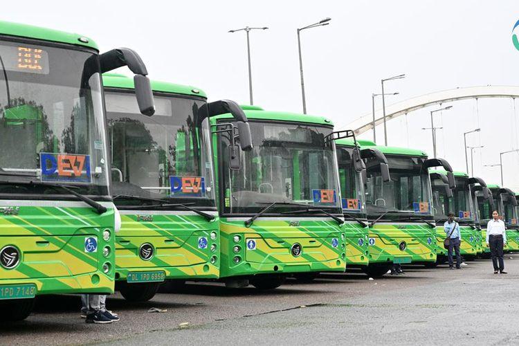 Delhi Rolls Out 400 E-Buses Under DEVI Plan