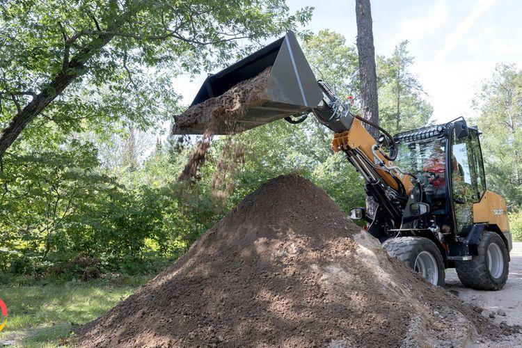 Case CE Launches Telescopic-Boom SL27 Small Articulated Loader